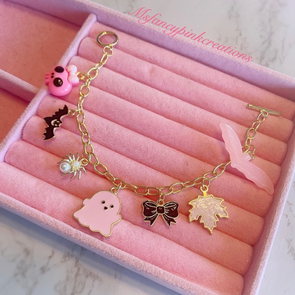 Gold plated Handmade pink Halloween charm bracelet - Picture 2 of 3